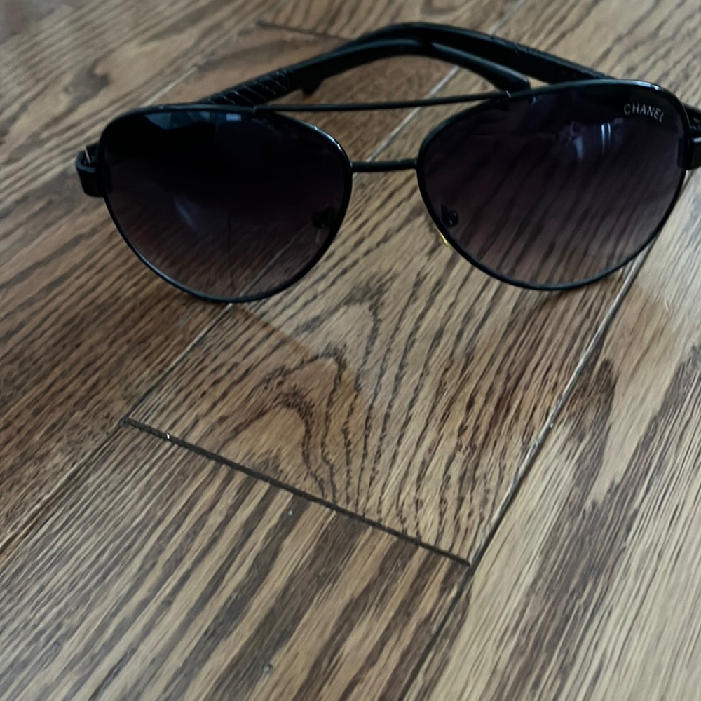 Channel aviator sunglasses